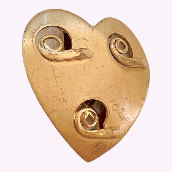 Vintage Gold Toned Heart Scarf Clips Scarf Slides Tee Shirt Clips Accessory - Picture 4 of 5